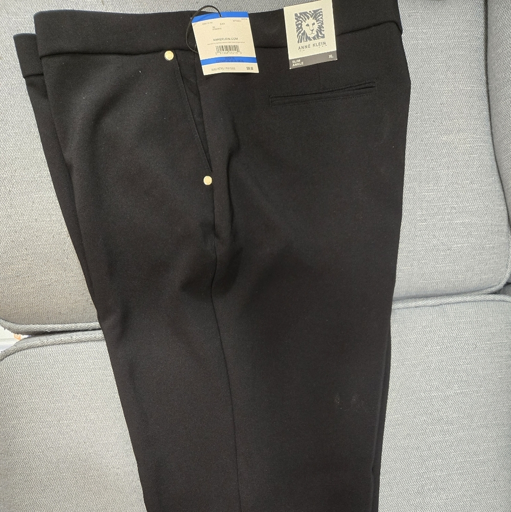 NWT Anne Klein Slim Dress Pants